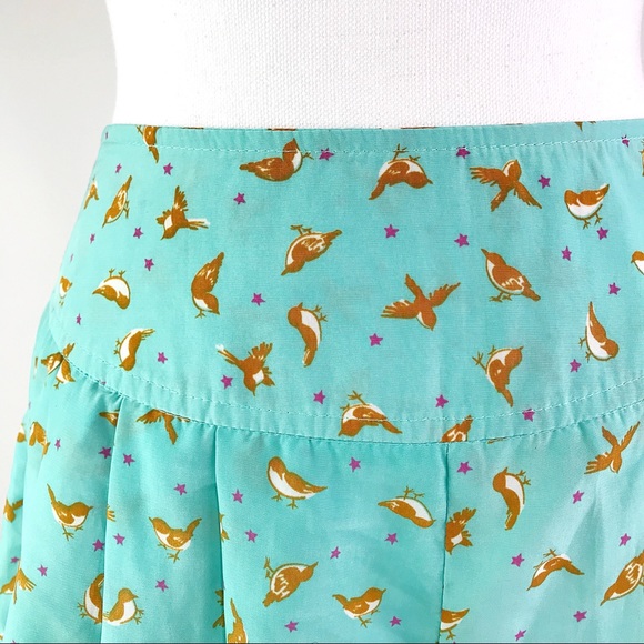 Flying Tomato Flowy Shorts Bird Star Detail - Picture 2 of 6